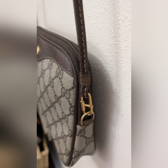 GUCCI Vintage Supreme Canvas GG Monogram Crossbody Bag - Picture 8 of 9